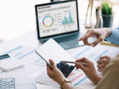 AI-Powered Project Management: Tools You Need to Know tech team using AI-powered project management tools